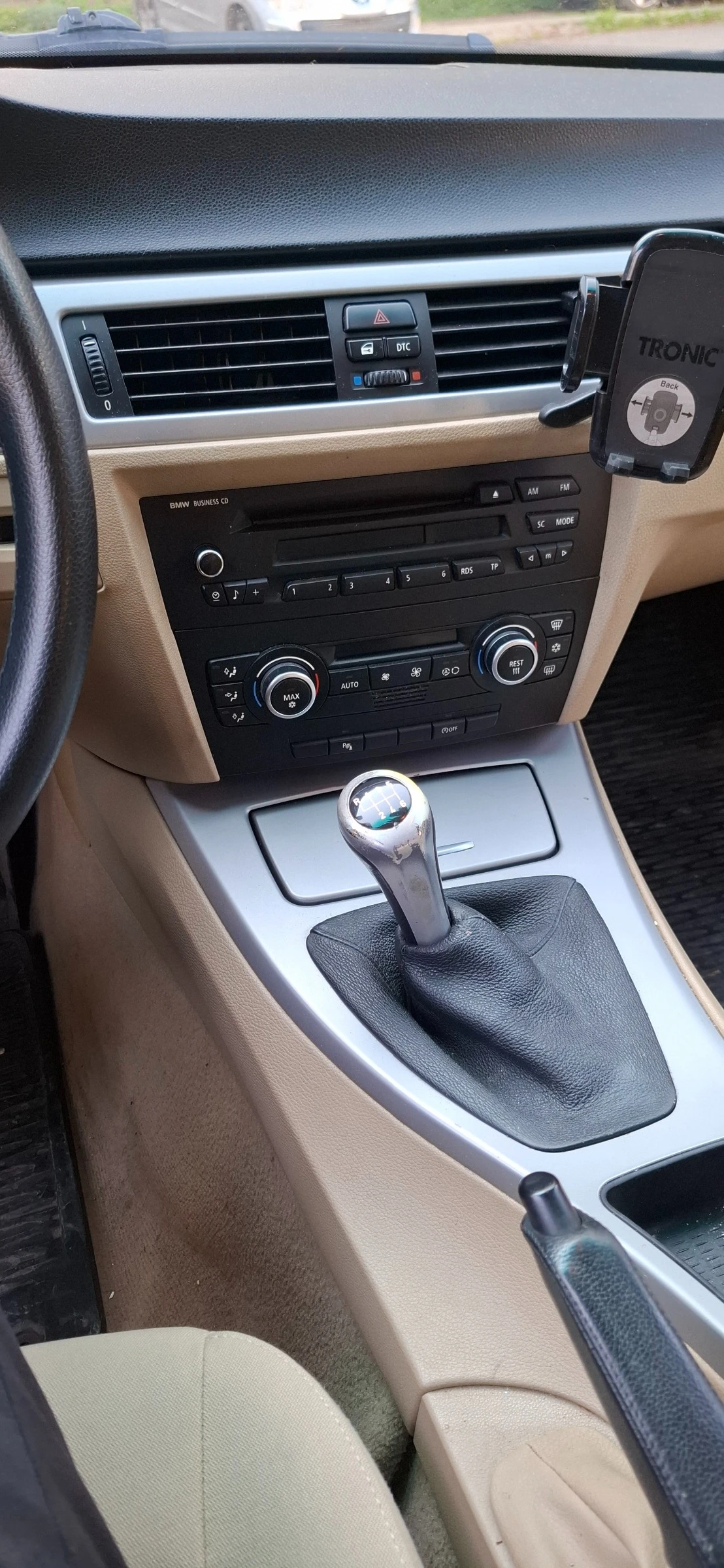 BMW 320, снимка 5 - Автомобили и джипове - 54645639