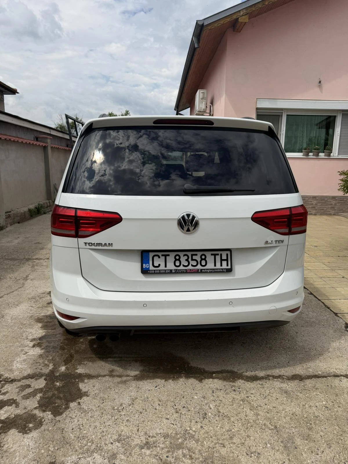 VW Touran, снимка 12 - Автомобили и джипове - 54661886