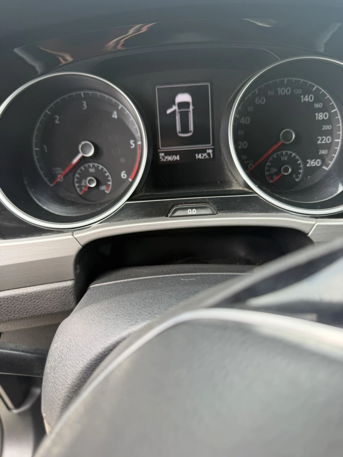 VW Touran, снимка 6 - Автомобили и джипове - 54661886