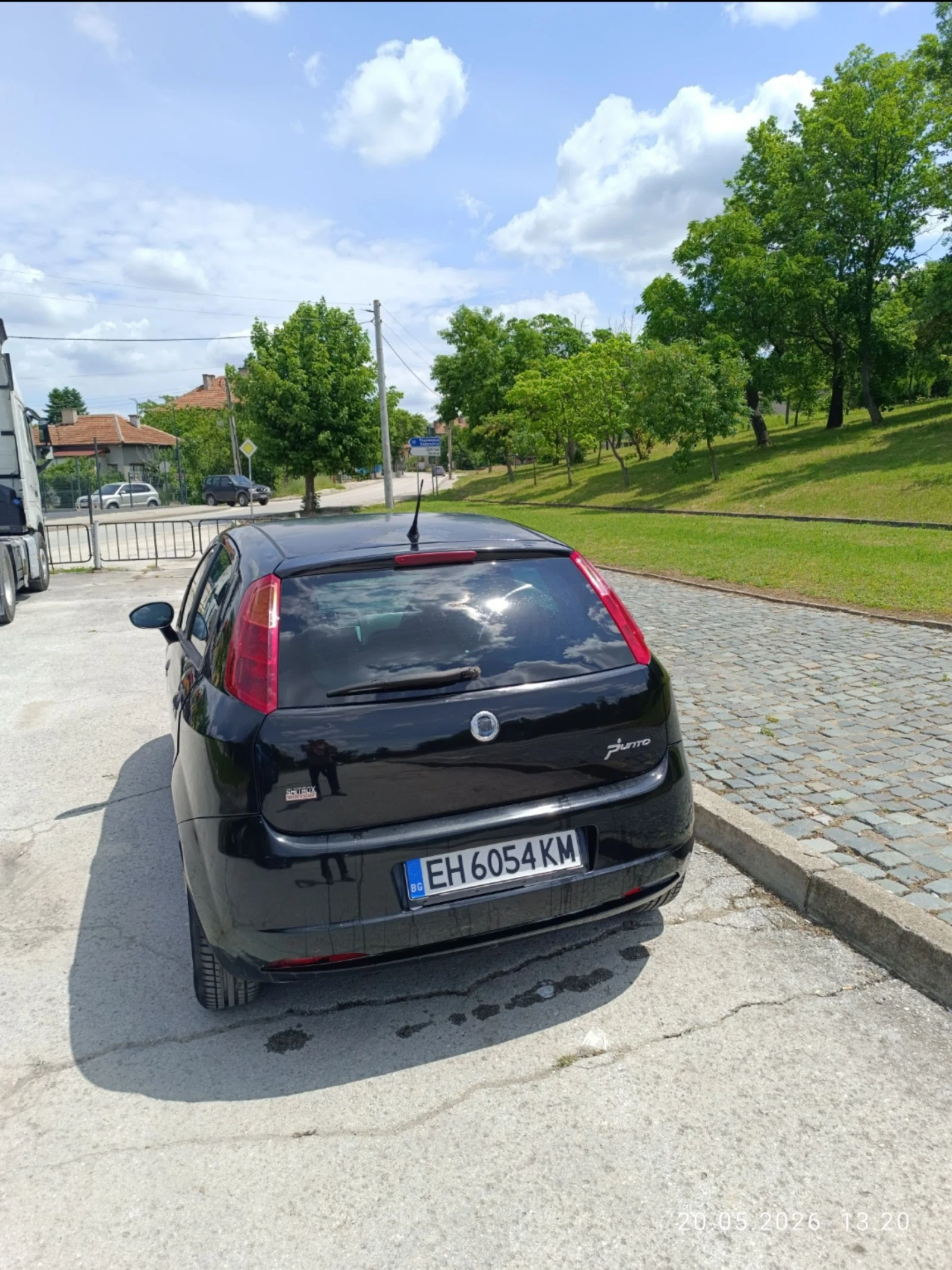 Fiat Punto Grande Punto 1.3 Multijet, снимка 4 - Автомобили и джипове - 54685016