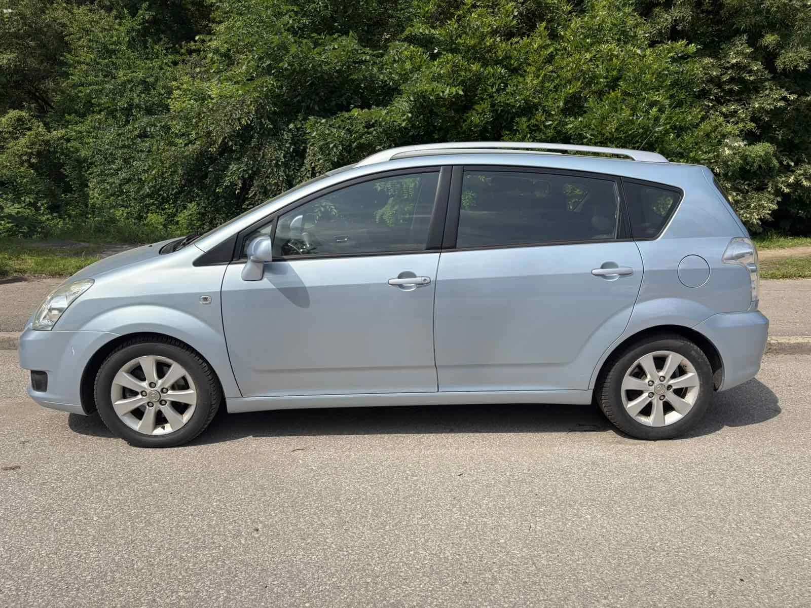 Toyota Corolla verso SOL, снимка 2 - Автомобили и джипове - 54903669