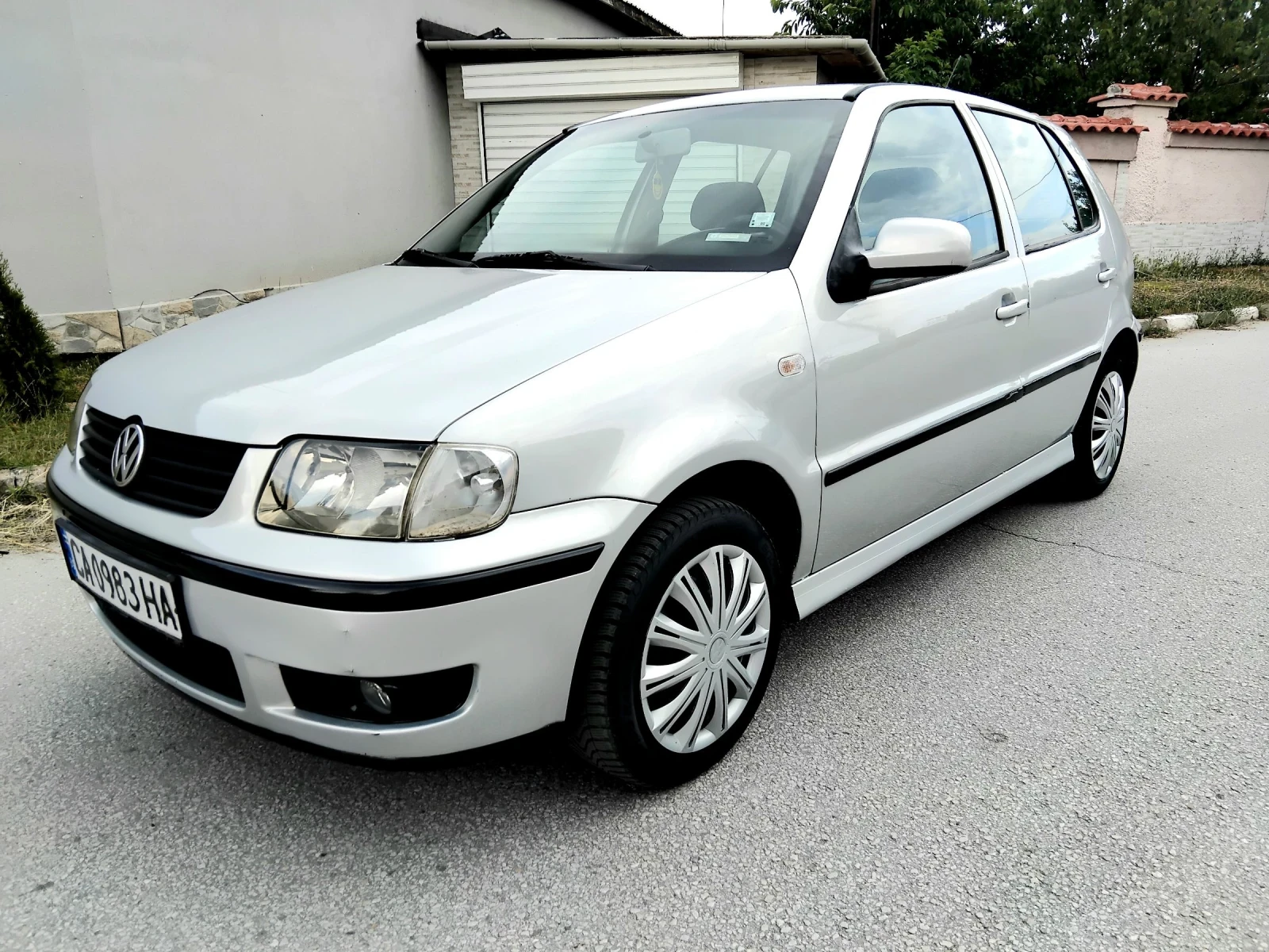 VW Polo 1.4i.75k+ КЛИМА , снимка 3 - Автомобили и джипове - 55160348