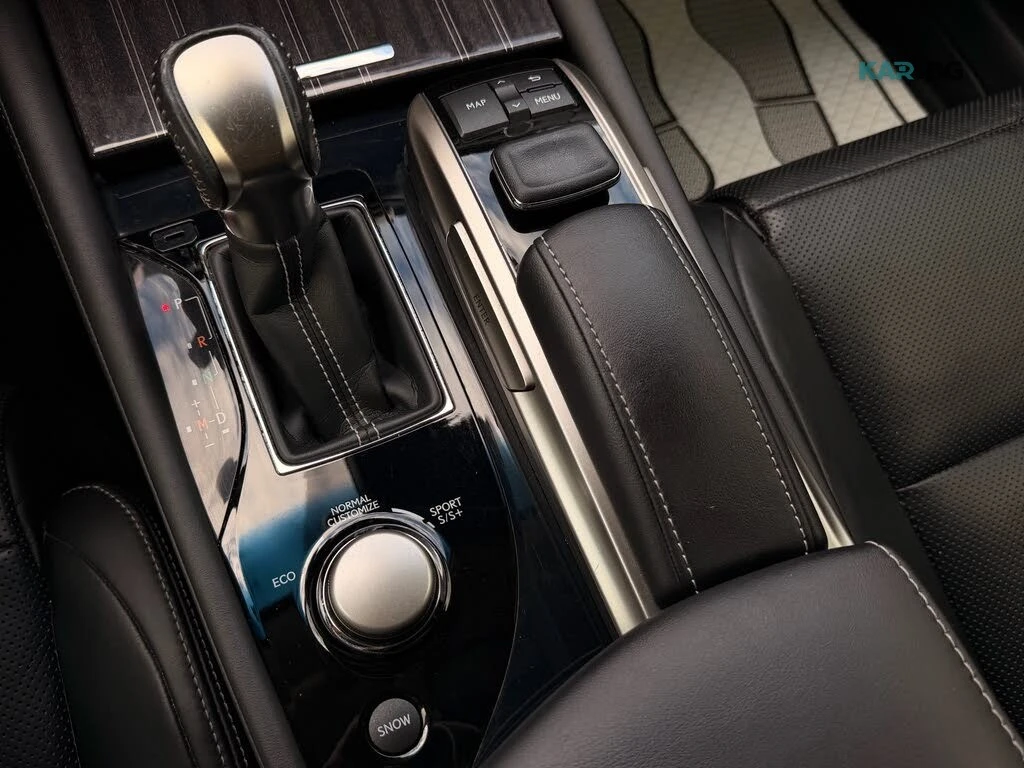 Lexus GS 350 * ПОДГРЕВ* ОБДУХВАНЕ* MARK LEVINSON* ШИБИДАХ* HUD*, снимка 16 - Автомобили и джипове - 55275658