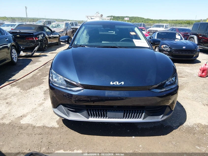 Kia EV6 Light, снимка 12 - Автомобили и джипове - 55452475