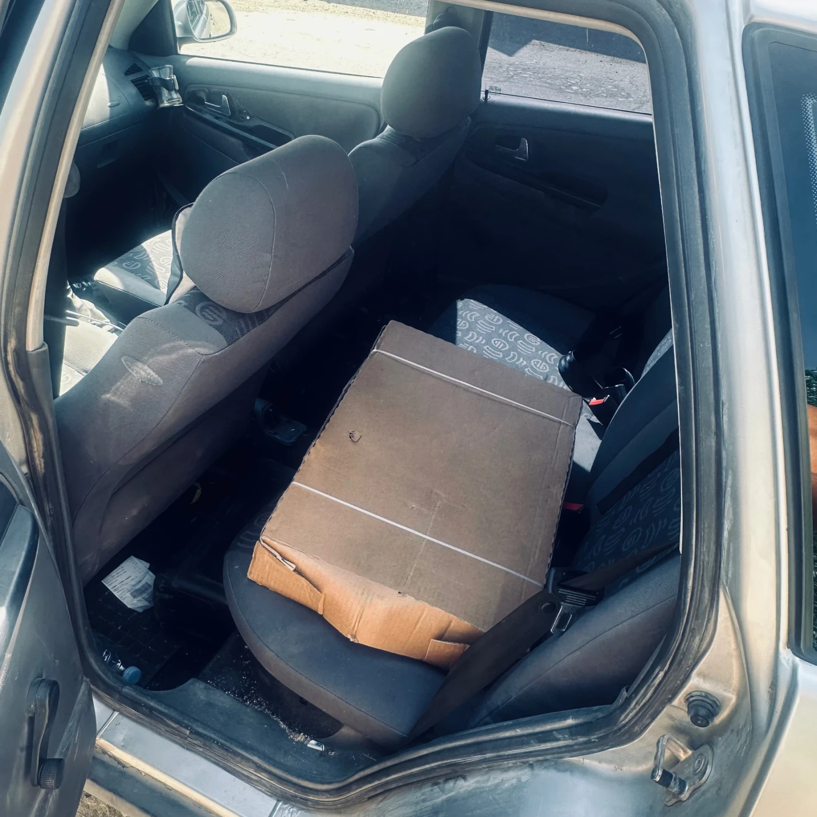 Seat Ibiza 1.4 16 v, снимка 7 - Автомобили и джипове - 55966520