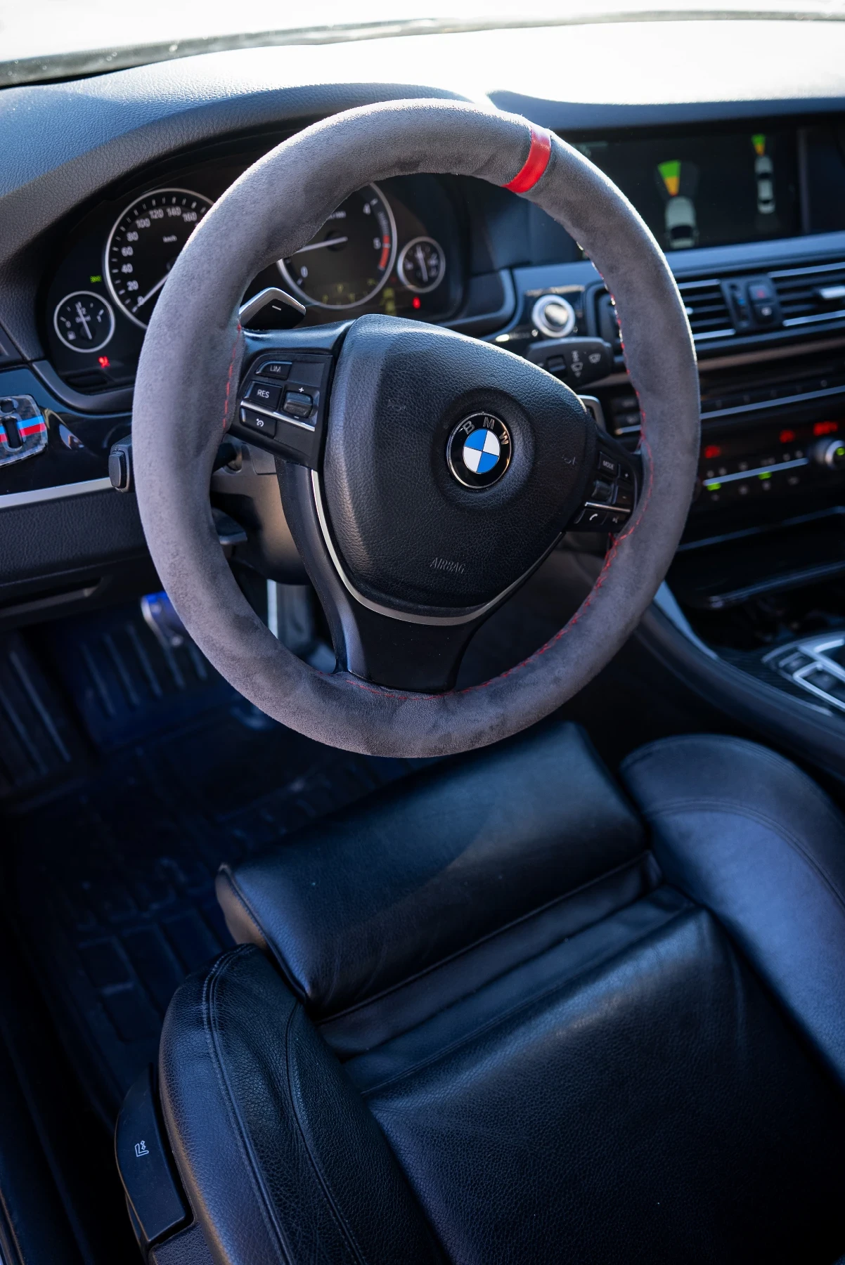BMW 530 M5 F90 Визия, снимка 8 - Автомобили и джипове - 55982231