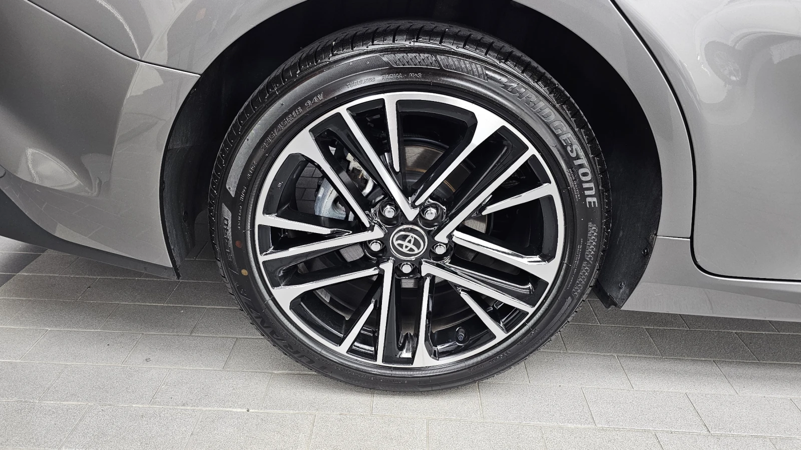 Toyota Camry 2.5* 360 HUD BLIND SPOT ��� ������ ����* encareu.c | Mobile.bg � ����������� 5