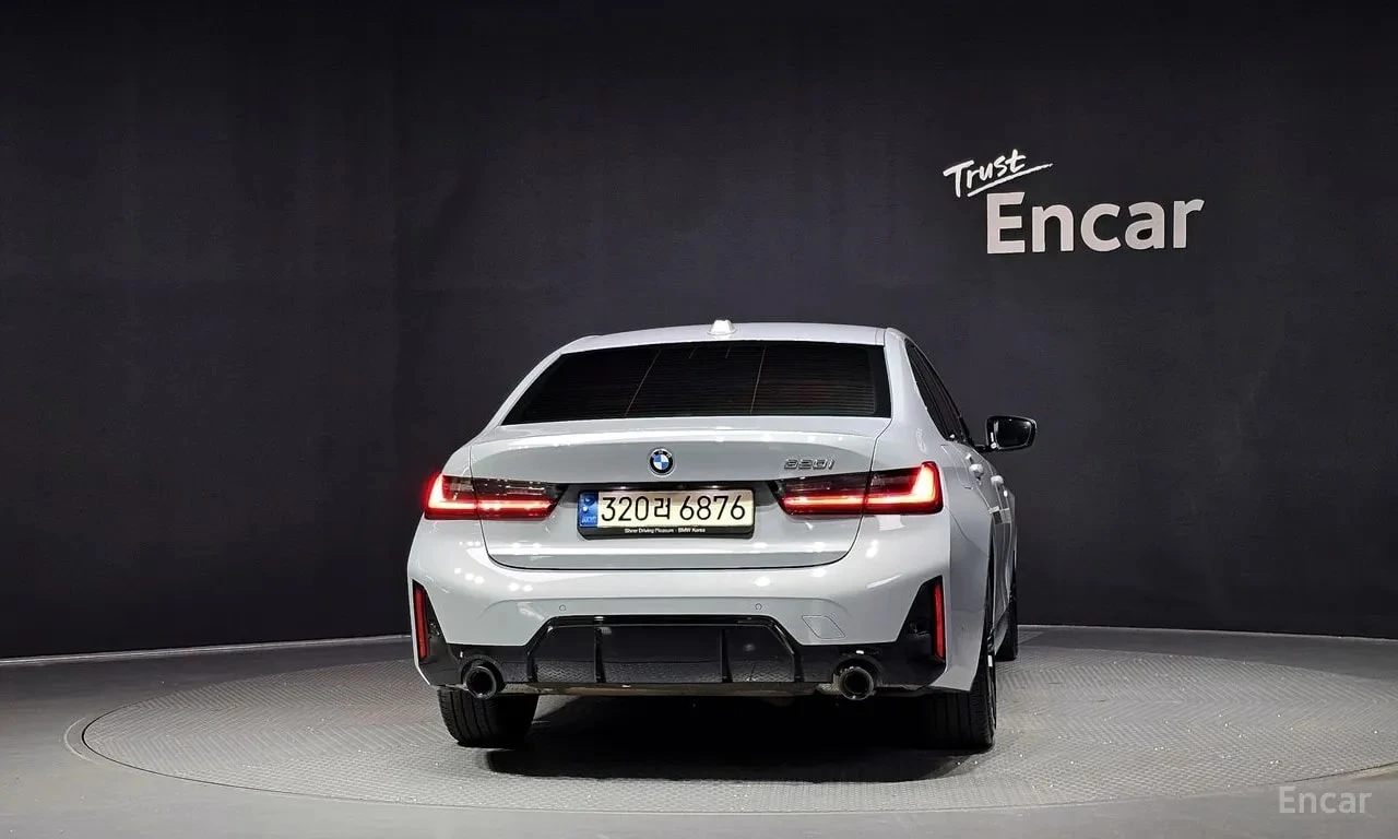 BMW 320 * 320i M Sport * ЦЕНА ДО БГ, снимка 4 - Автомобили и джипове - 56106094