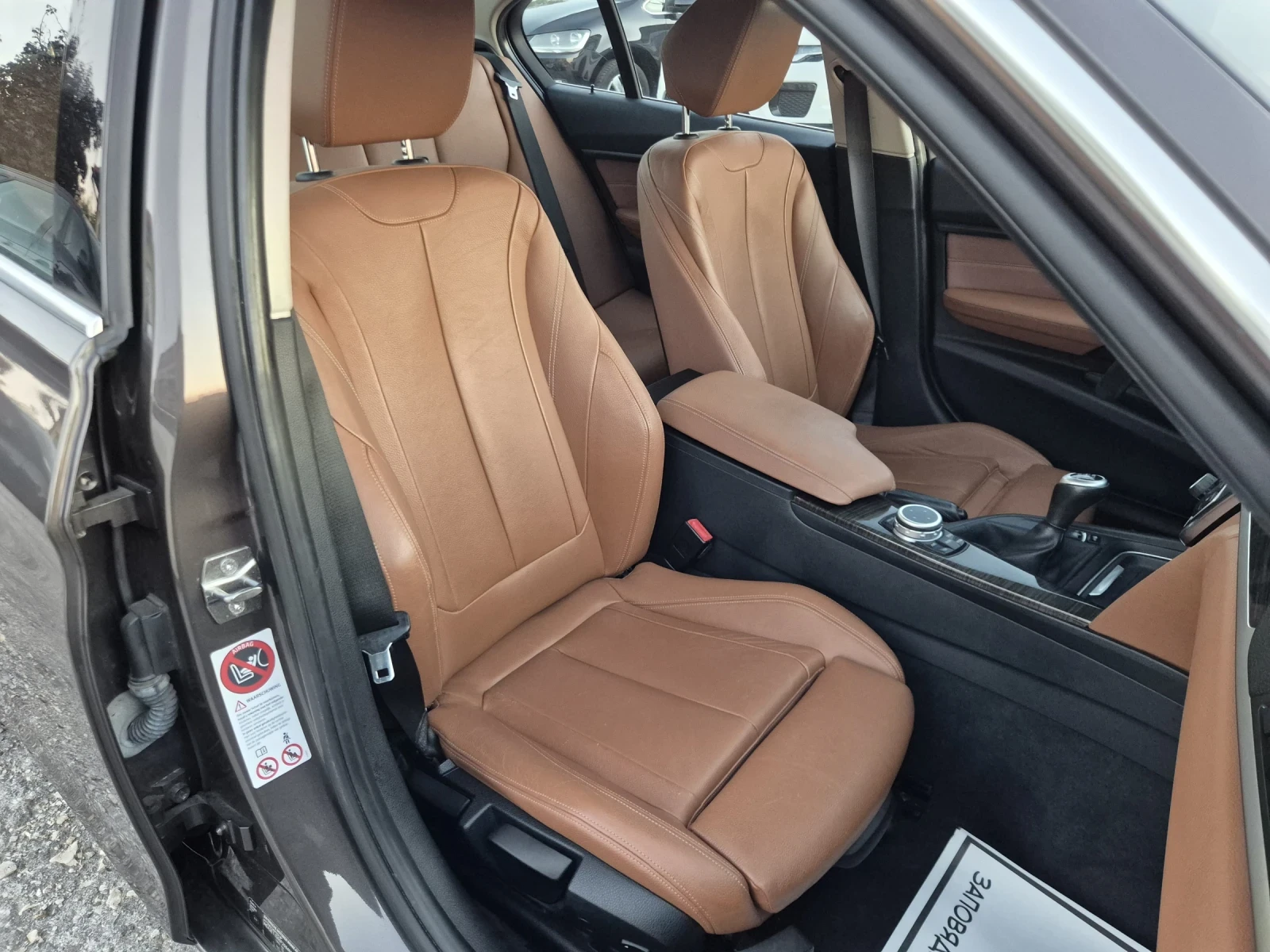 BMW 320 Luxury, снимка 9 - Автомобили и джипове - 56123975