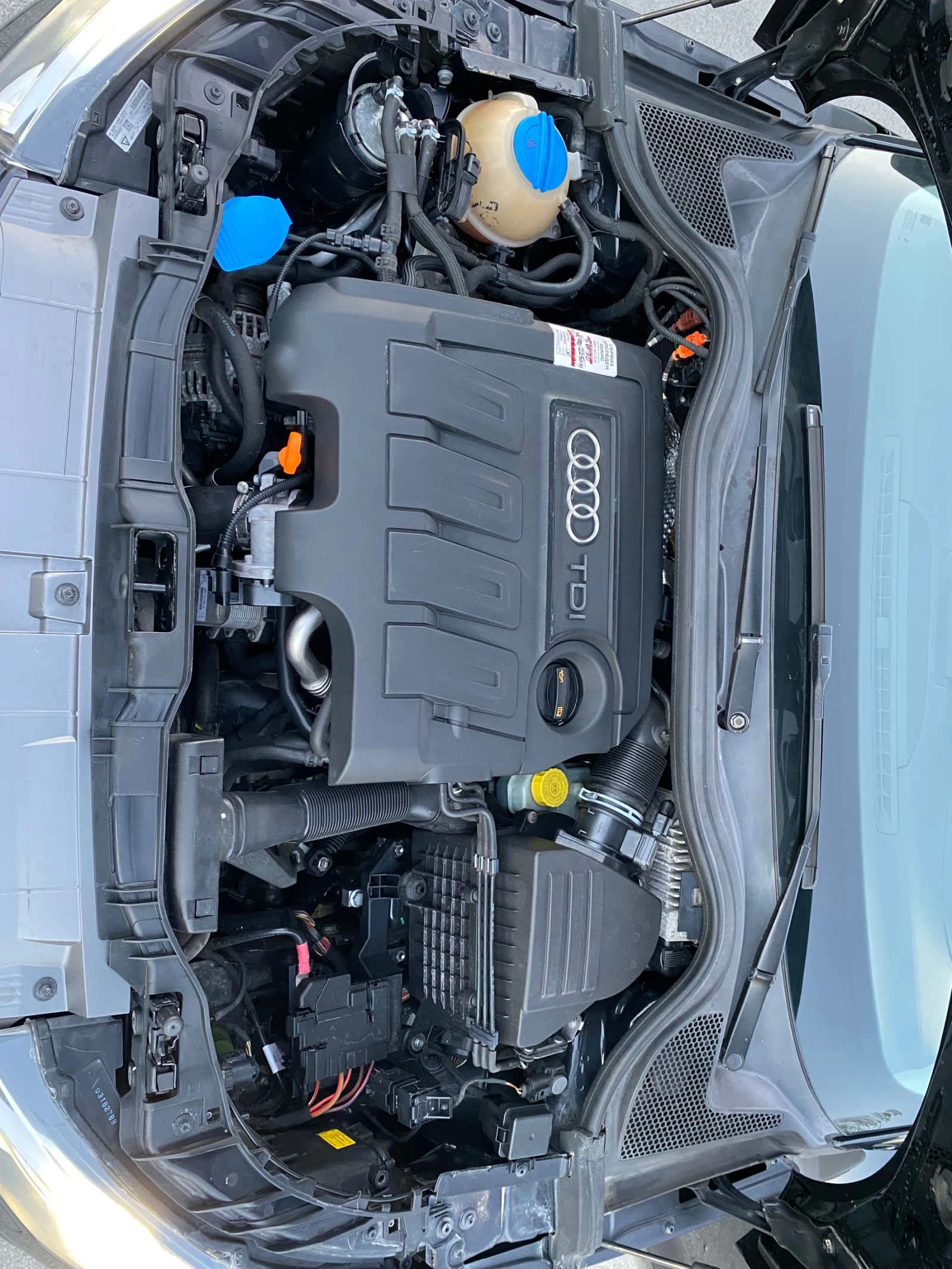 Audi A1 1.6 TDI, снимка 11 - Автомобили и джипове - 56299275
