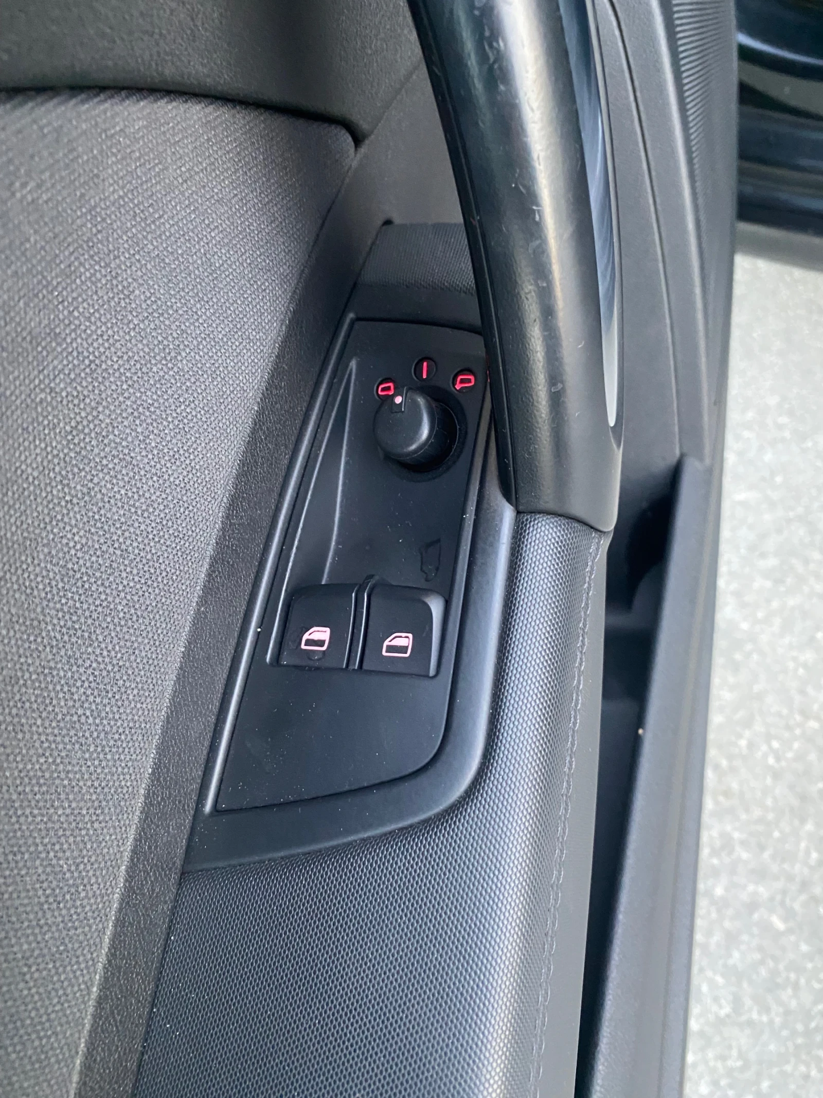 Audi A1 1.6 TDI, снимка 9 - Автомобили и джипове - 56299275
