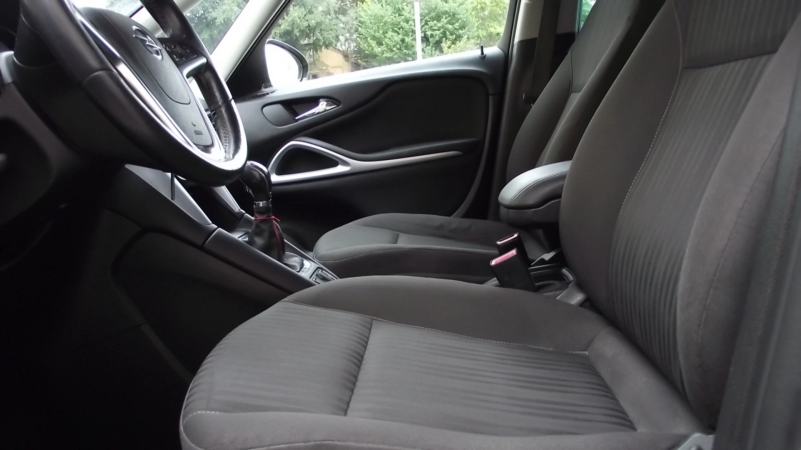 Opel Zafira 1.4.i.140.k.c.��� ������. | Mobile.bg � ����������� 13
