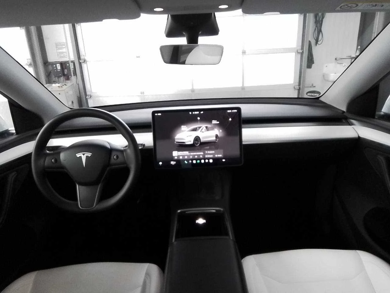 Tesla Model Y Long Range AWD/ТЕГЛИЧ, снимка 10 - Автомобили и джипове - 56565325