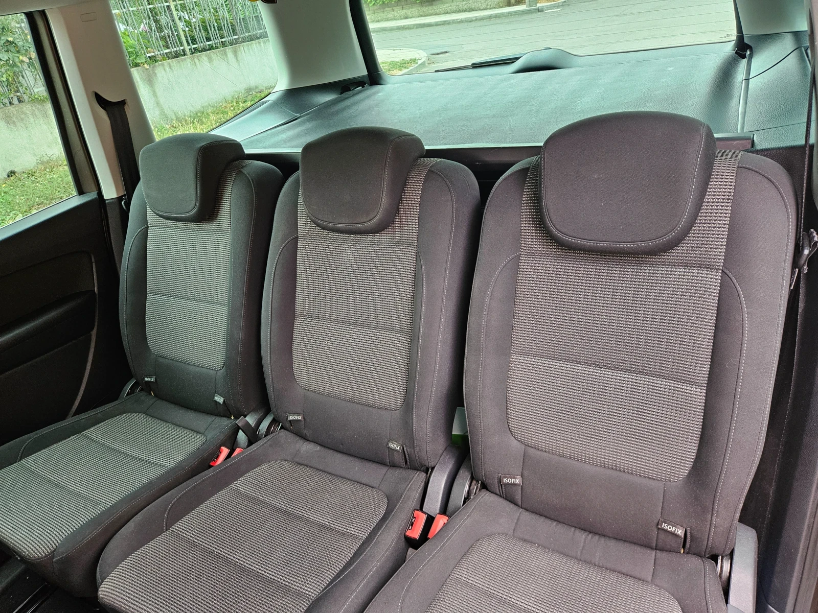 VW Sharan 2.0tdi  140кс 4motion, снимка 2 - Автомобили и джипове - 56660771