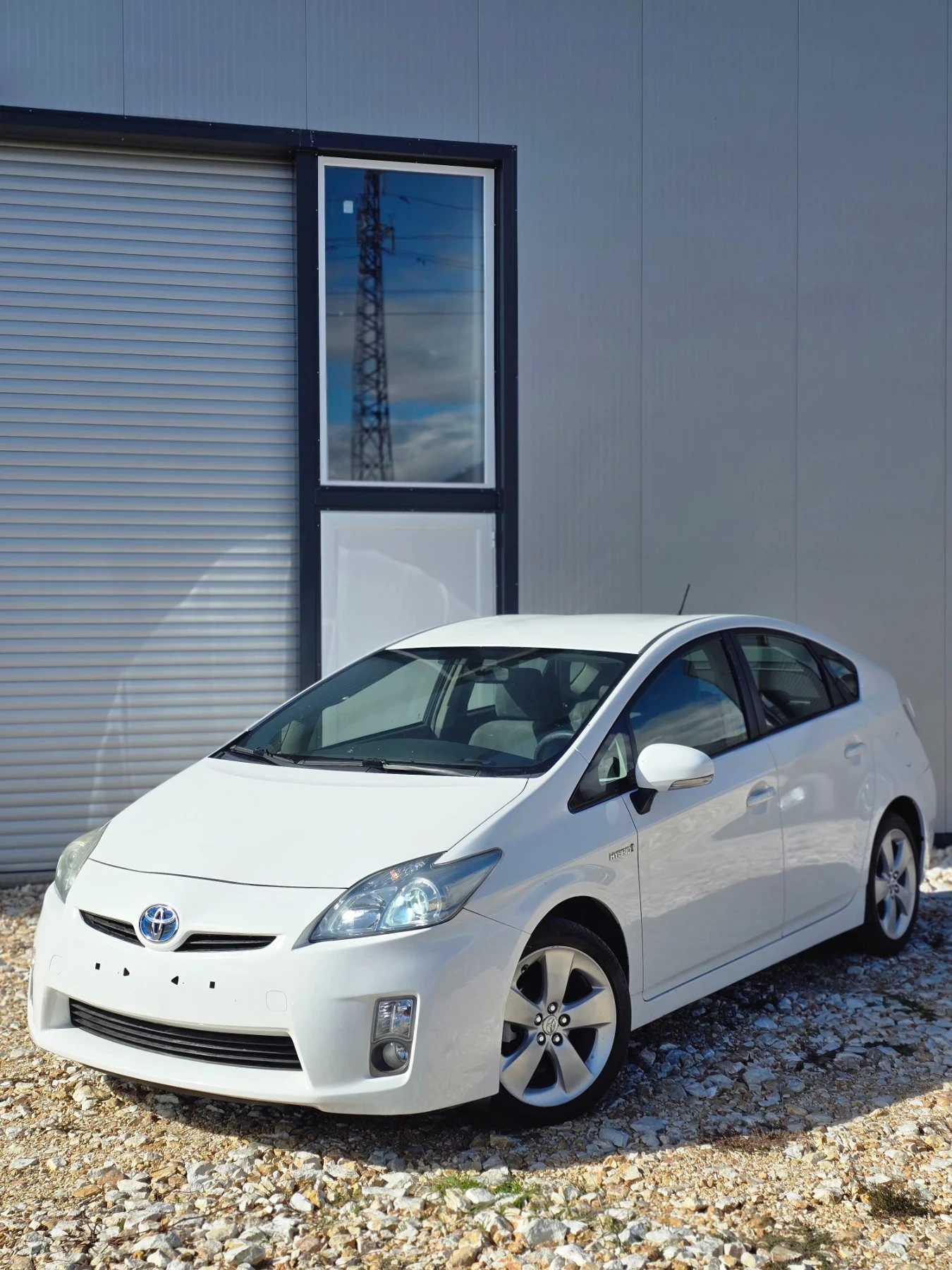 Toyota Prius Обслужен