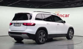 Mercedes-Benz GLB 200, снимка 2