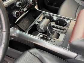 Ford F150 LARIAT 4WD SuperCrew 5.5' Box  CARFAX - 37800 € / 73930.37 лв. - 87404573 11