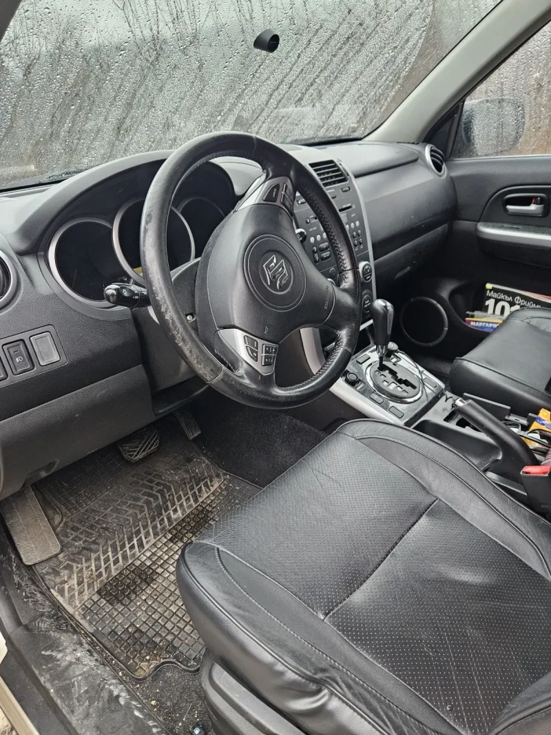 Suzuki Grand vitara, снимка 7 - Автомобили и джипове - 48766956