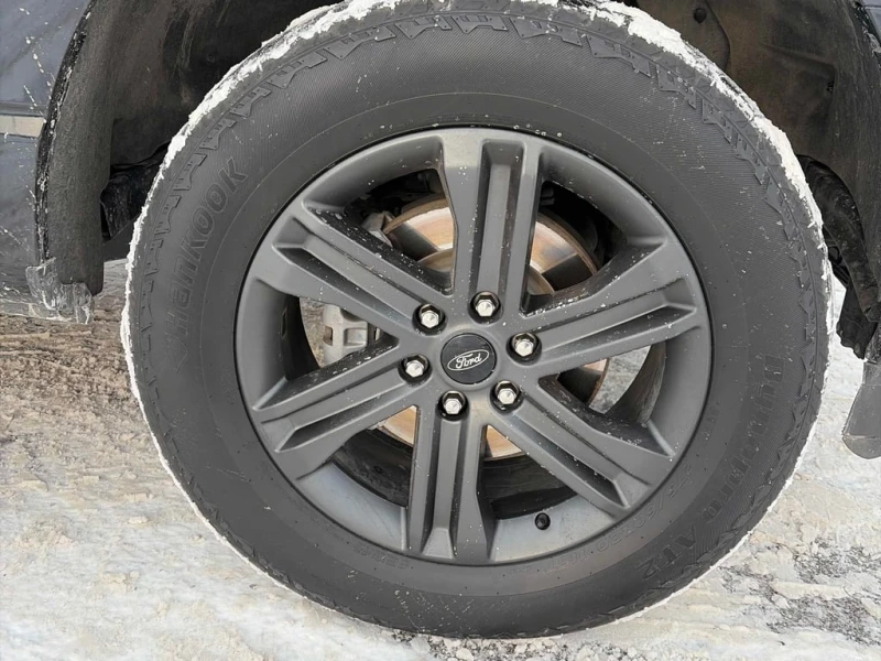 Ford F150 LARIAT 4WD SuperCrew 5.5' Box  CARFAX, снимка 7 - Автомобили и джипове - 53262561