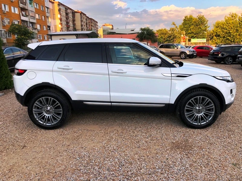 Land Rover Range Rover Evoque SD4-190k.c/4x4/KSENON-NAVI-FULL-УНИКАТ, снимка 4 - Автомобили и джипове - 46859207