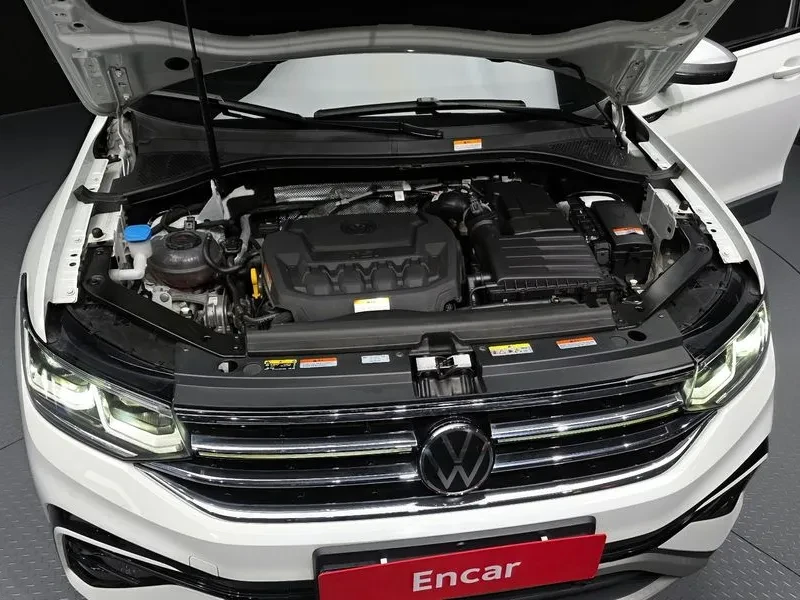 VW Tiguan 2.0 Tsi Prestige, снимка 6 - Автомобили и джипове - 55748324