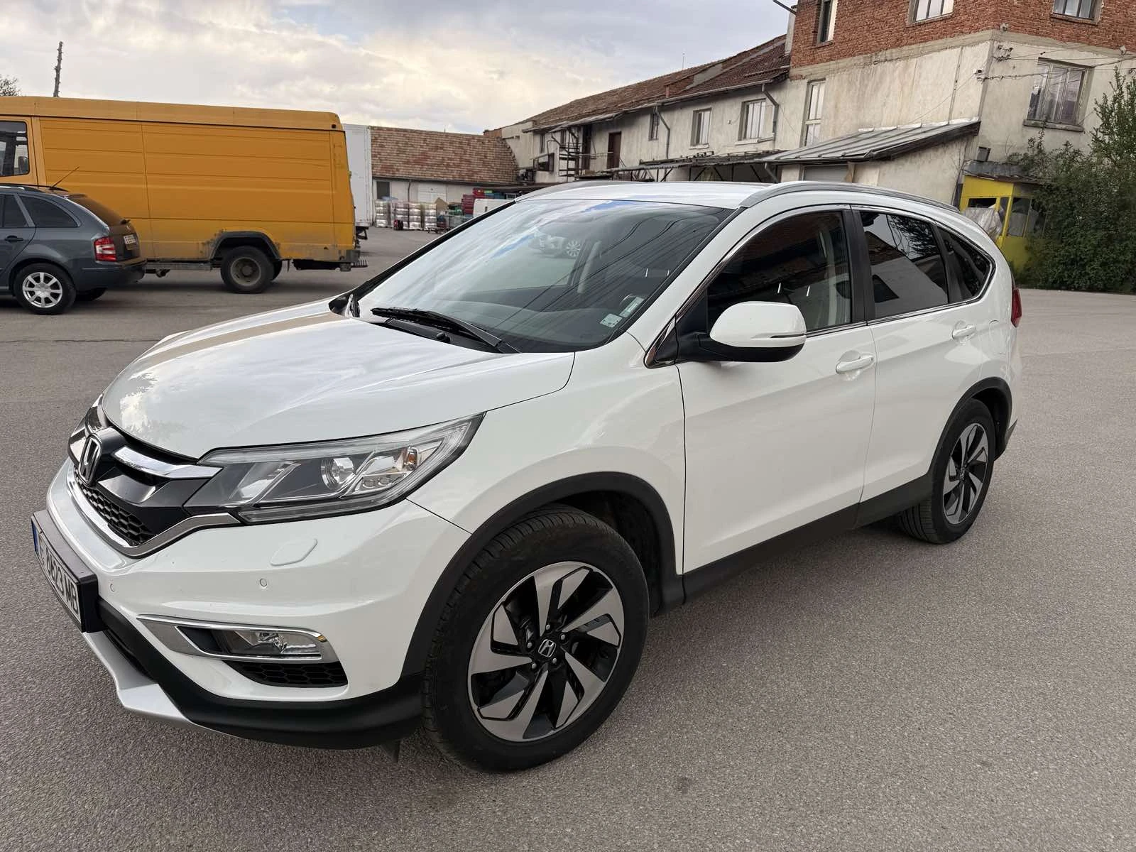 Honda Cr-v 1.6 DTEC 4x4 - изображение 3