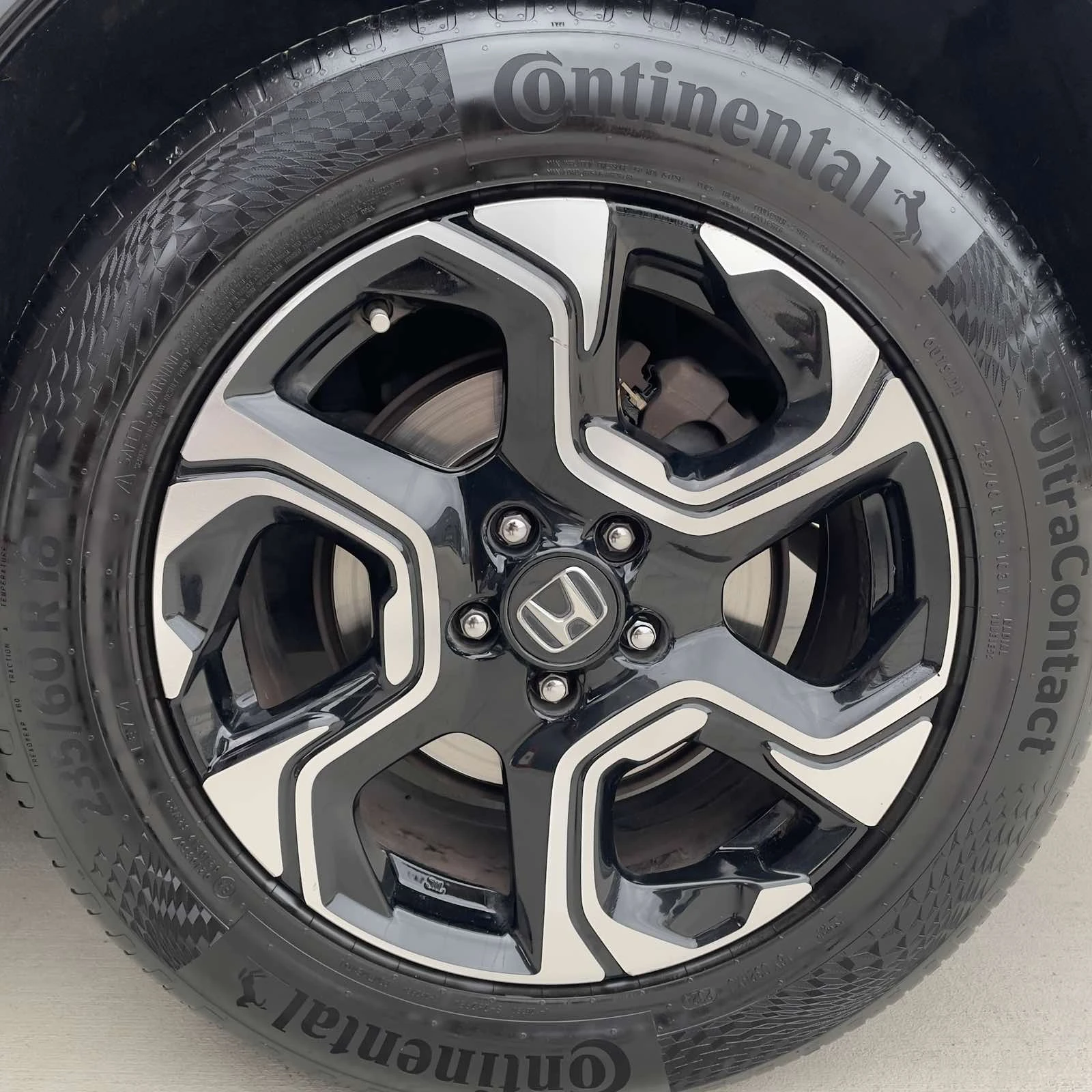 Honda Cr-v 1.5 VTEC TURBO Premium CVT - изображение 9
