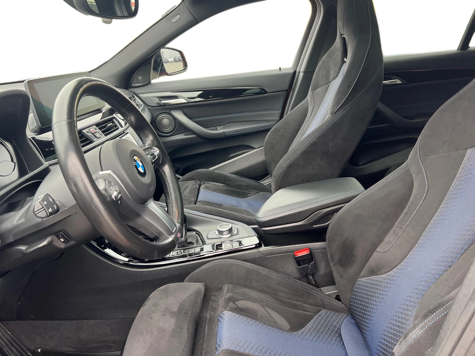 BMW X2 M35i, снимка 8 - Автомобили и джипове - 54109022