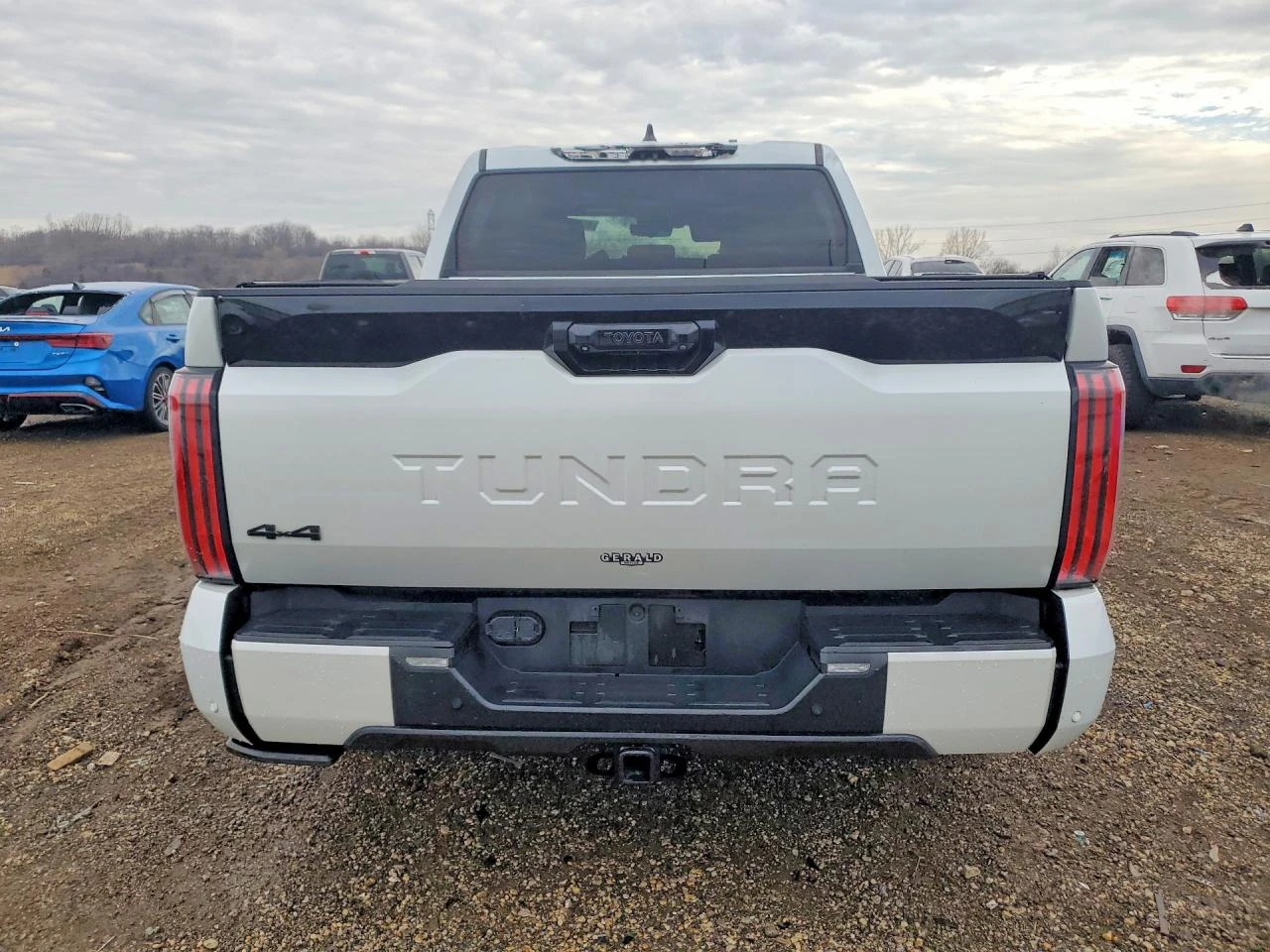 Toyota Tundra * Platinum Hv* HYBRID* , снимка 6 - Автомобили и джипове - 54187733