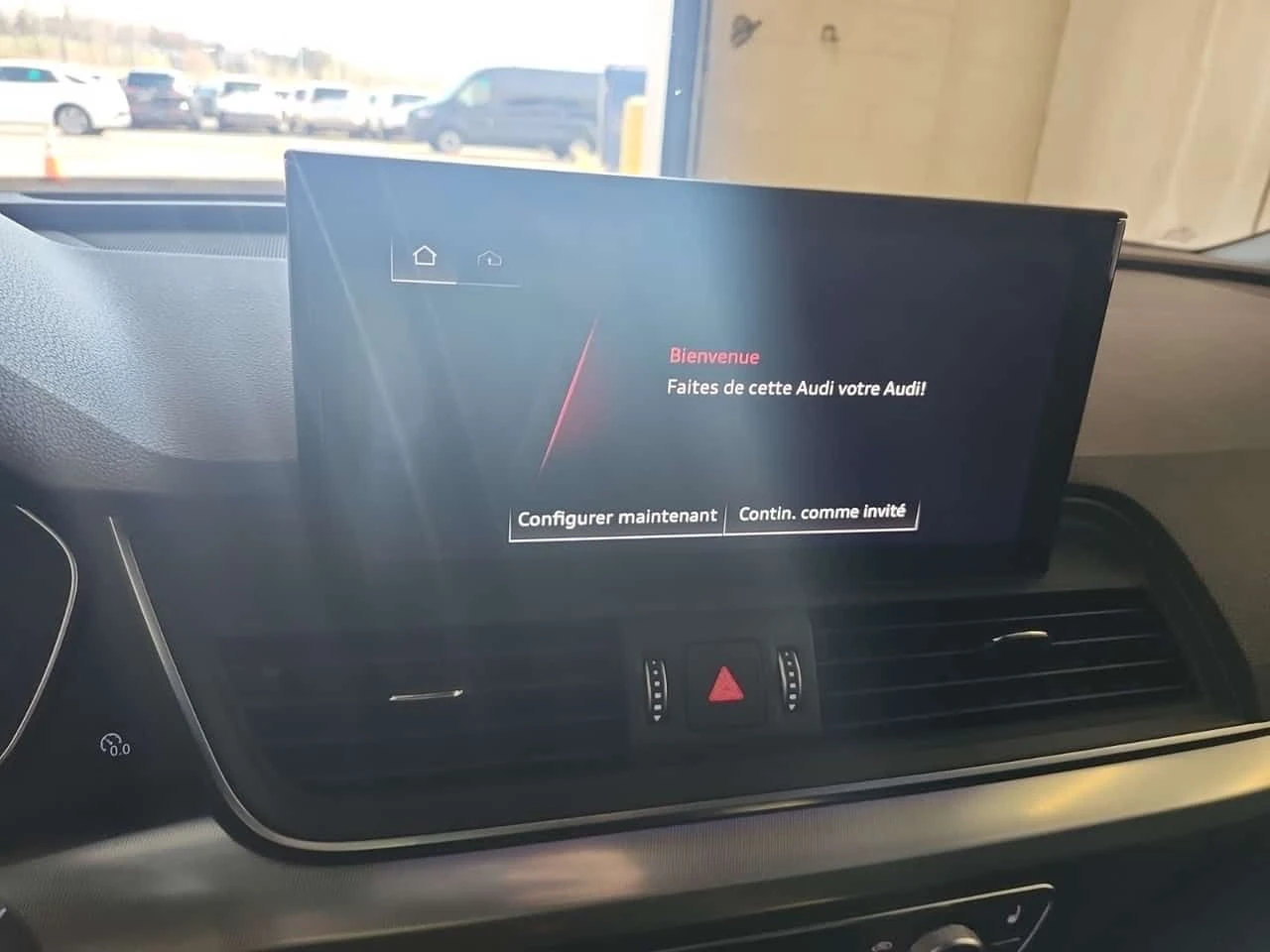 Audi Q5 TECHNIK| DISTR| 360| BANG&O| PANO| 2 КЛЮЧА| CARFAX, снимка 12 - Автомобили и джипове - 54435729