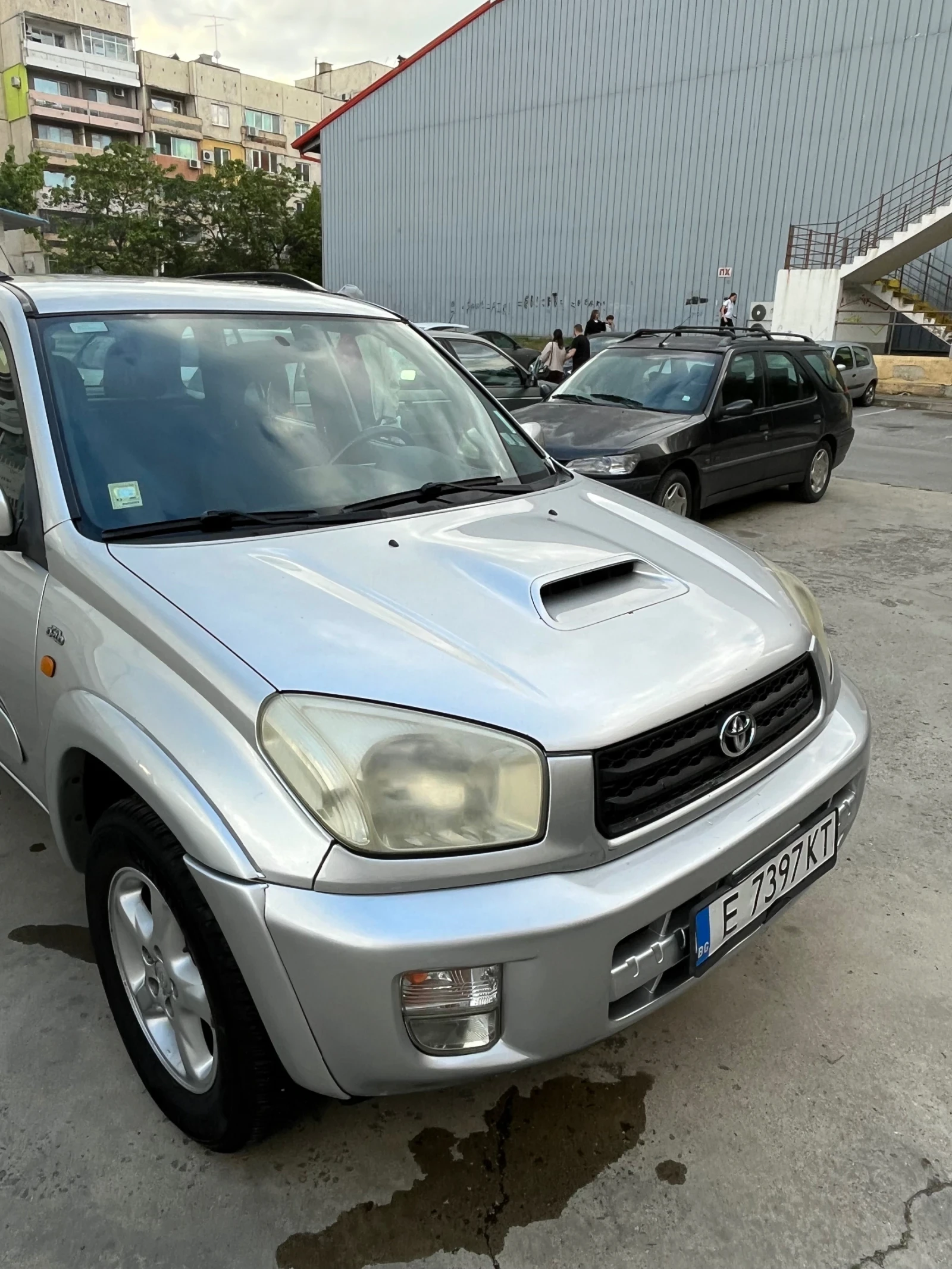Toyota Rav4 D4D, снимка 3 - Автомобили и джипове - 54577047