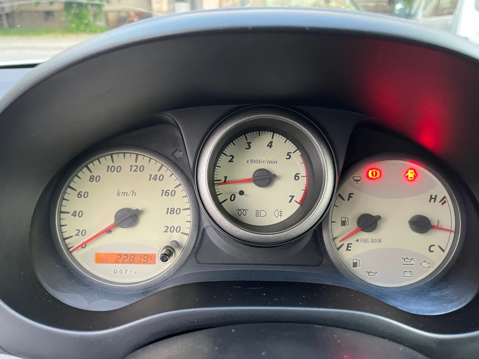 Toyota Rav4 D4D, снимка 16 - Автомобили и джипове - 54577047