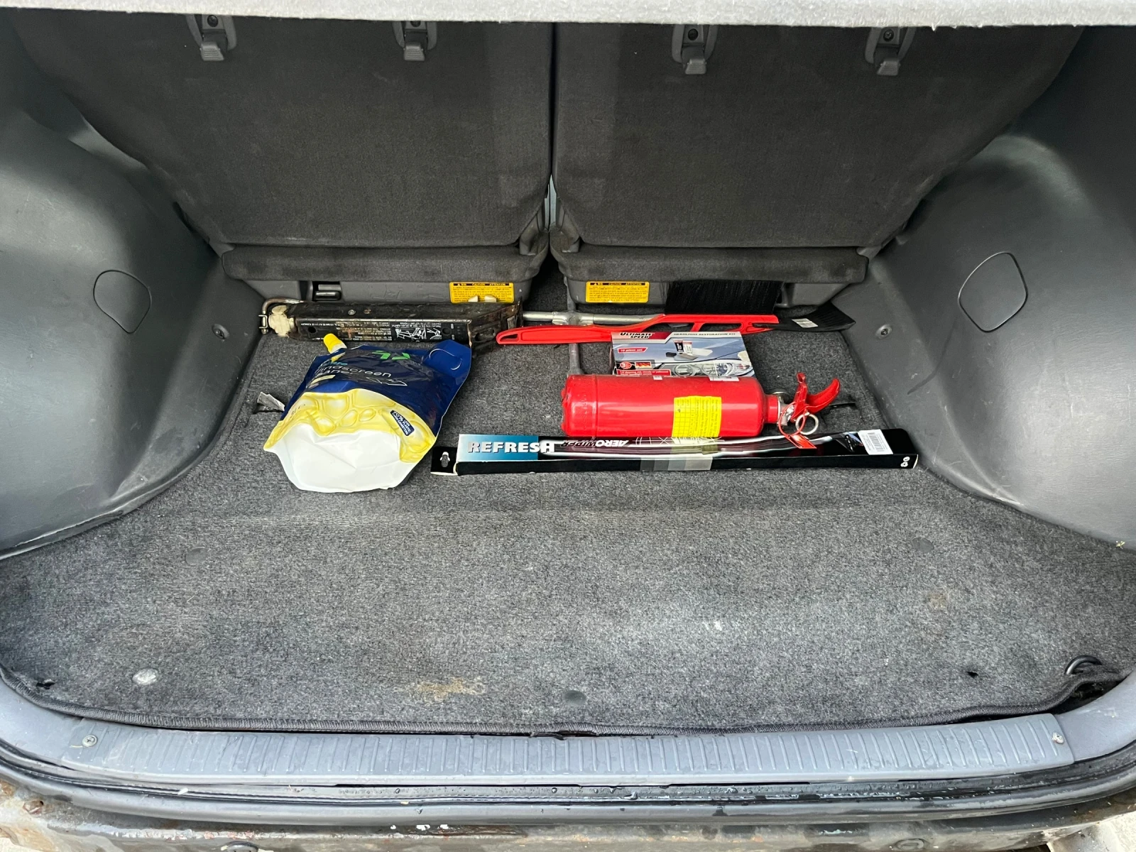 Toyota Rav4 D4D, снимка 13 - Автомобили и джипове - 54577047
