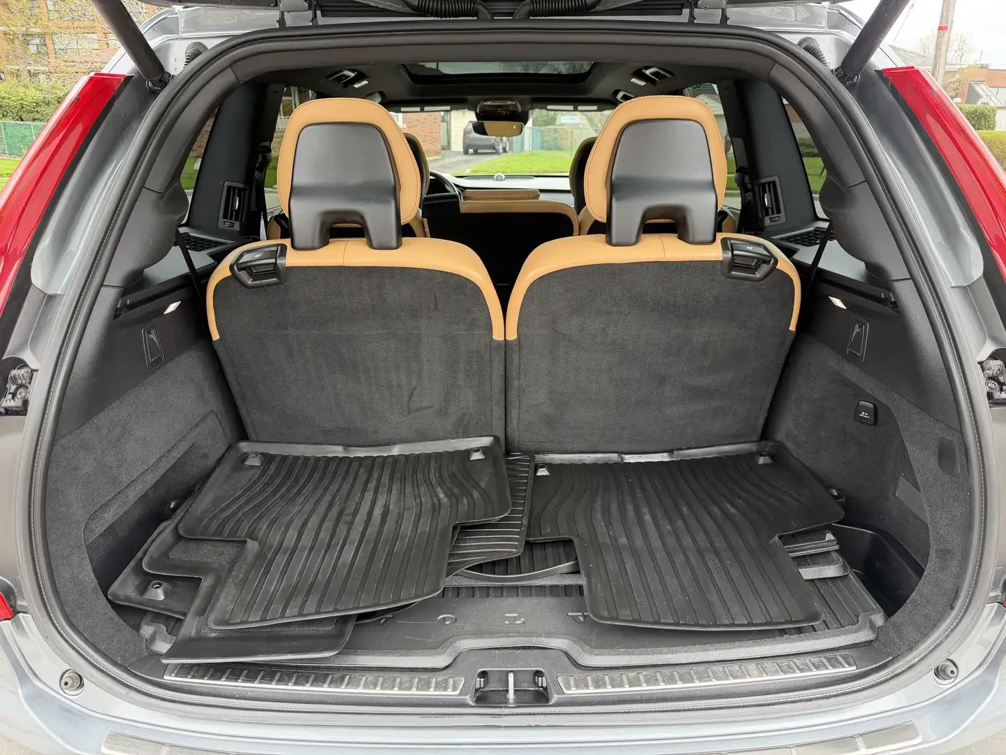Volvo Xc90 Inscription * Фиксирана цена до БГ * CARFAX * , снимка 17 - Автомобили и джипове - 54639048