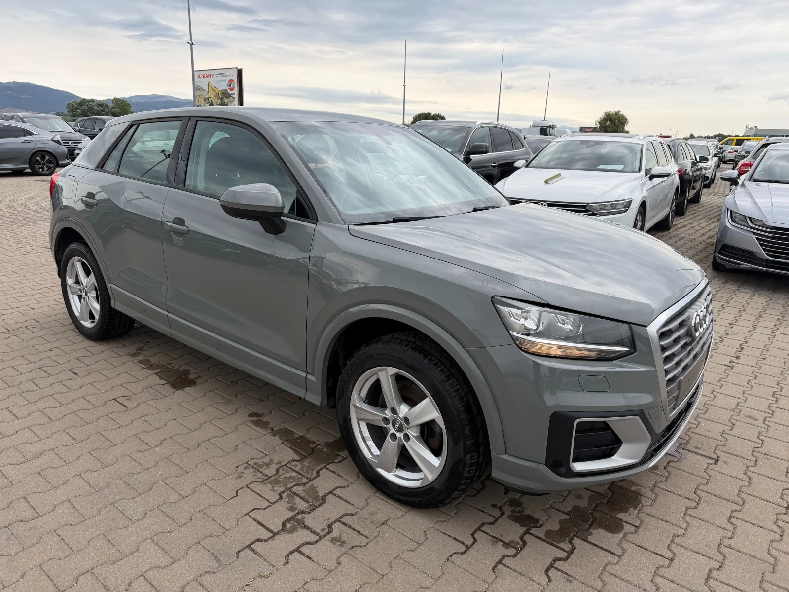 Audi Q2 1.6TDI AVTOMAT/NAVI/KAMERA EURO 6, снимка 4 - Автомобили и джипове - 55407387