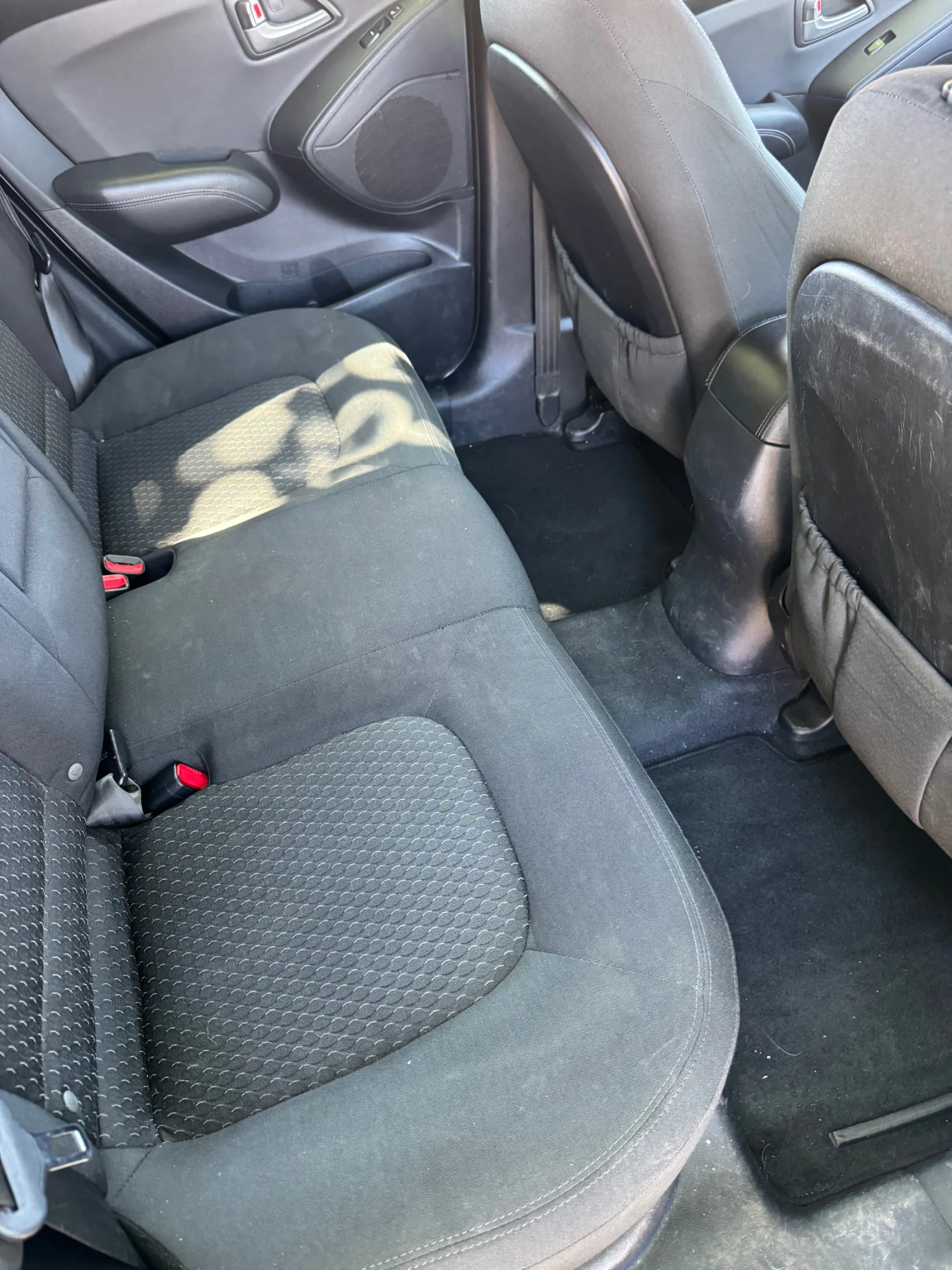 Hyundai IX35 Джип, снимка 7 - Автомобили и джипове - 55741031