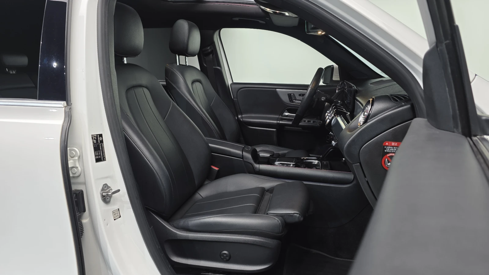 Mercedes-Benz GLB 200 | Mobile.bg � ����������� 8