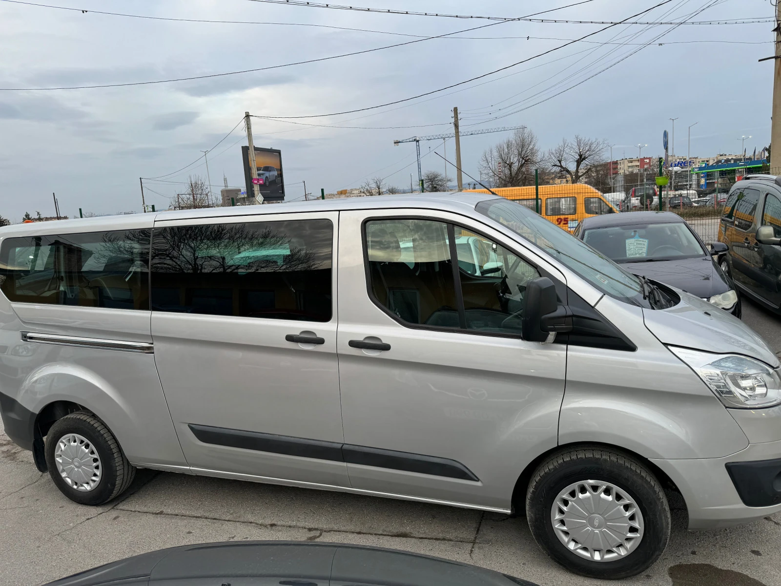 Ford Tourneo 8+ 1 CUSTOM - изображение 4