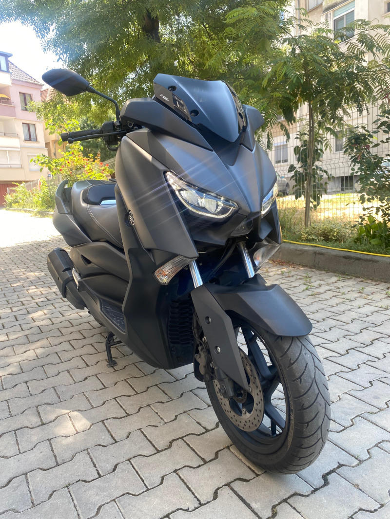 Yamaha X-max 300/ ABS /LED /Keyless/TC /Swiss, снимка 2 - Мотоциклети и мототехника - 46244250