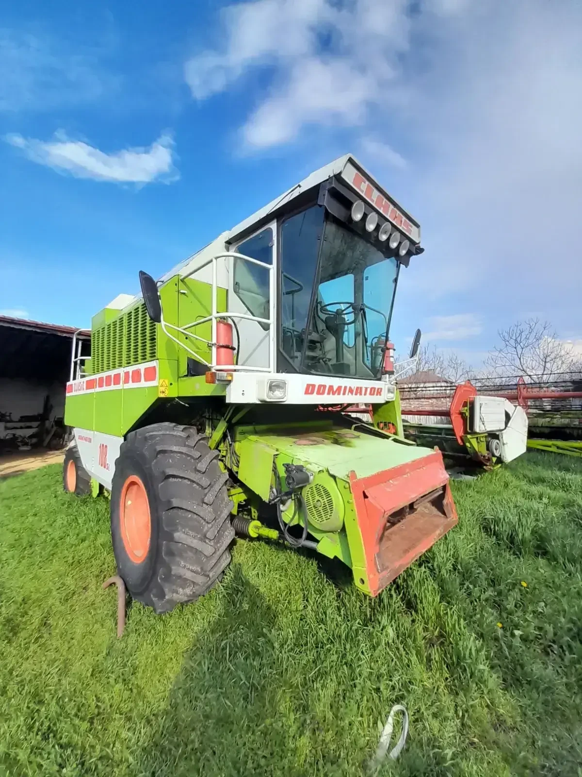 Комбайн Claas 108SL | Auto.bg — изображение 1