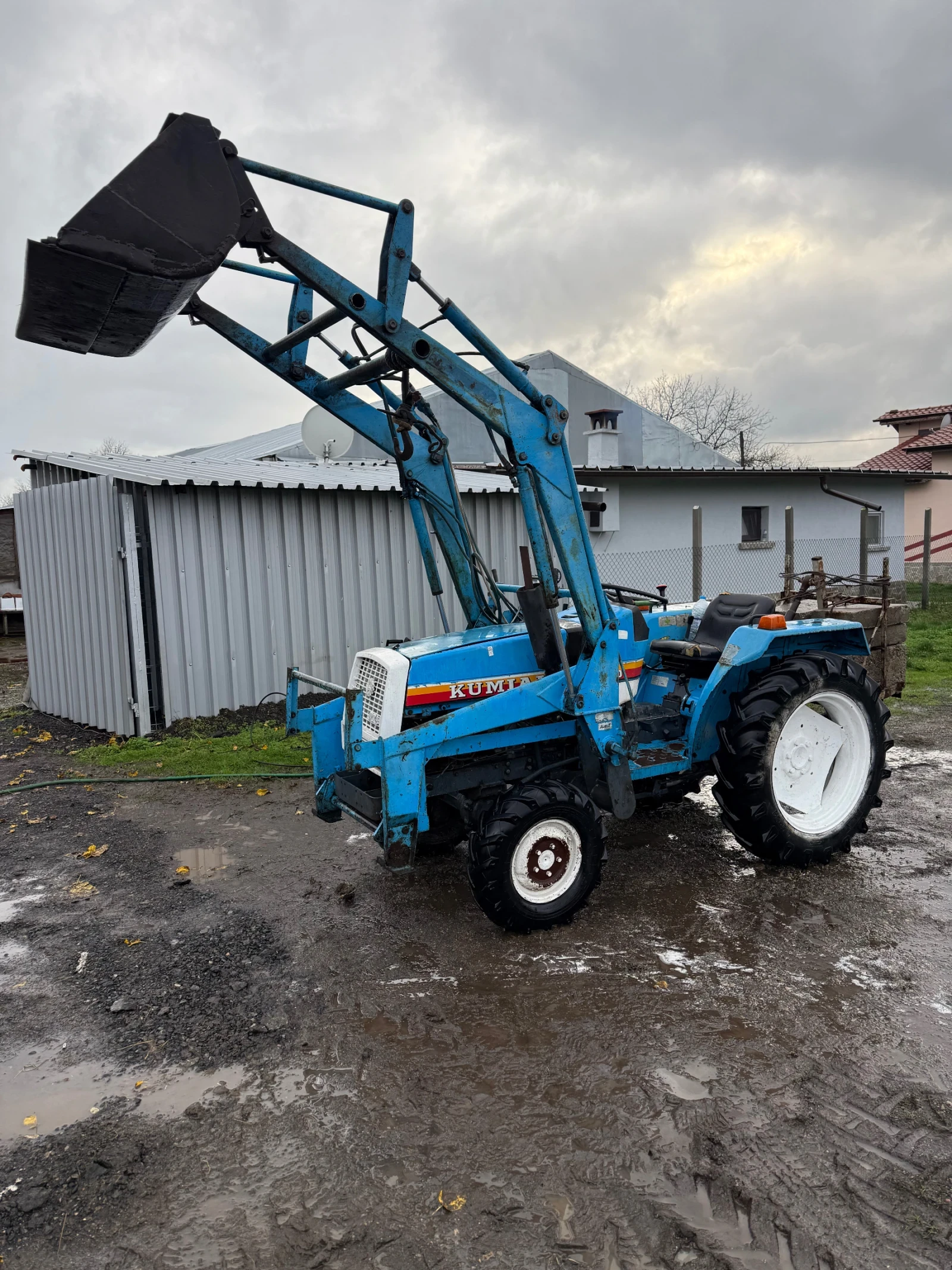 Трактор Mitsubishi MT2001, снимка 2 - Селскостопанска техника - 54658268