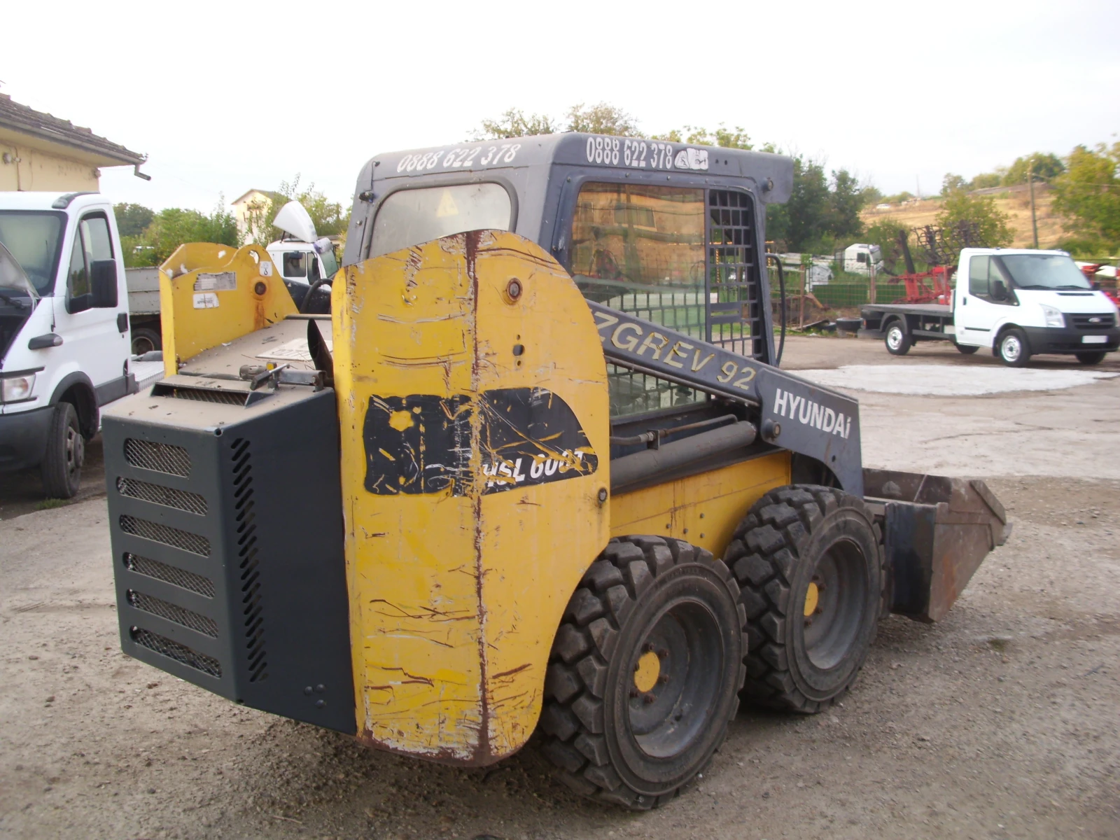 Мини челни товарачи Cat 2700кг, снимка 6 - Индустриална техника - 56250314