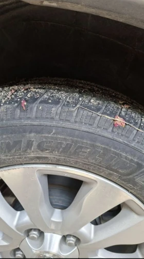 Гуми Всесезонни 275/55R20, снимка 2