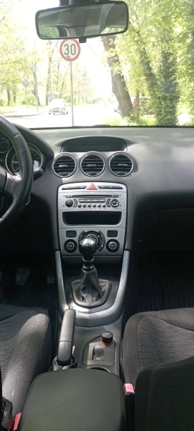 Peugeot 308 комби, снимка 7