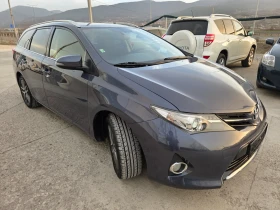 Toyota Auris 2.0 D4D 126кс Navi Key Less Go Камера Темпомат - 17300 лв. - 25073185 | Car24.bg