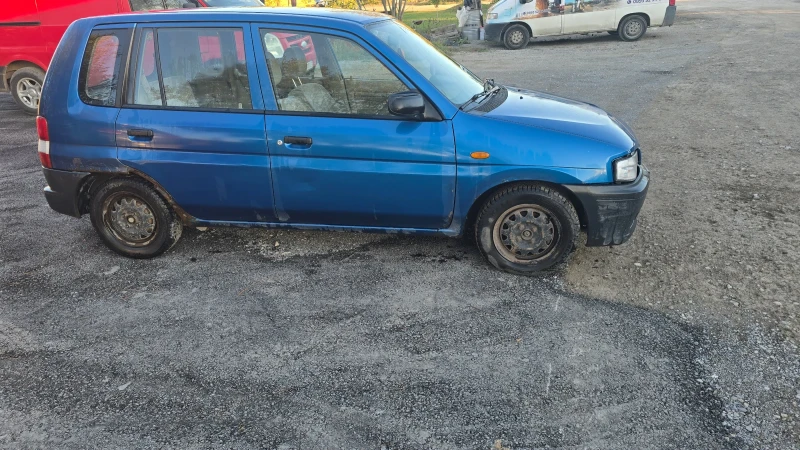 Mazda Demio, снимка 3 - Автомобили и джипове - 47440202