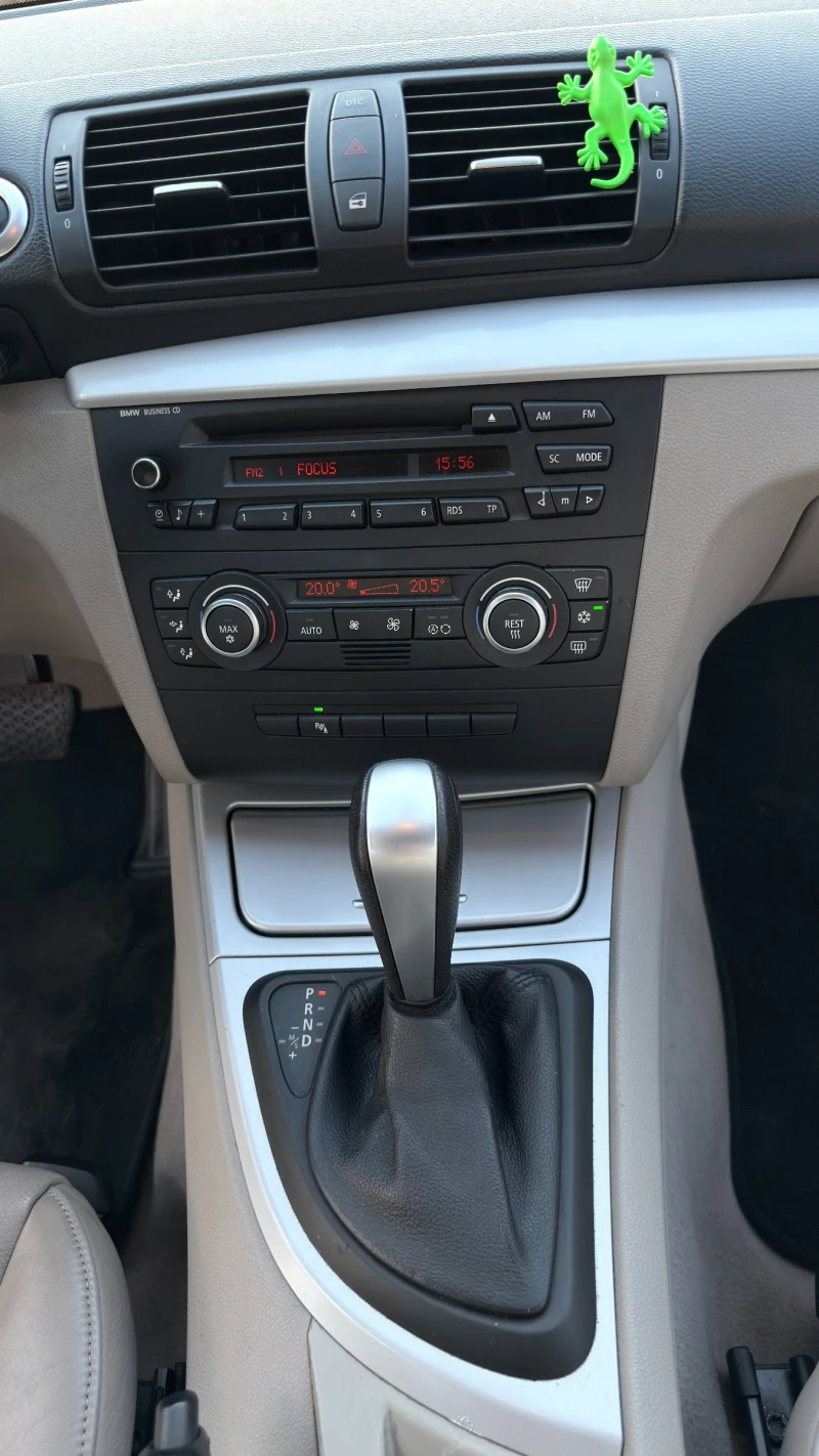 BMW 118 фейслифт, снимка 11 - Автомобили и джипове - 51039018