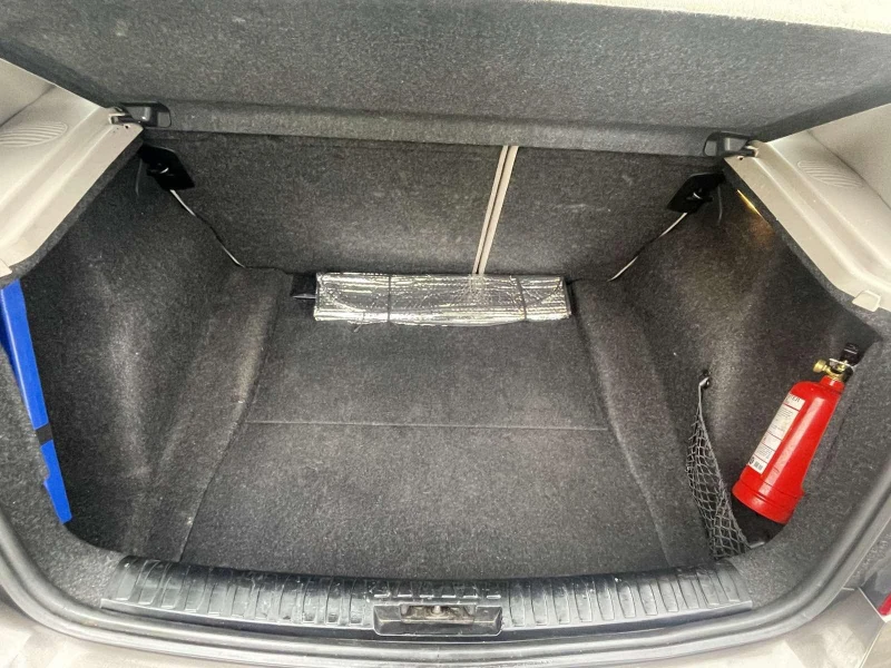 BMW 118 фейслифт, снимка 12 - Автомобили и джипове - 51039018