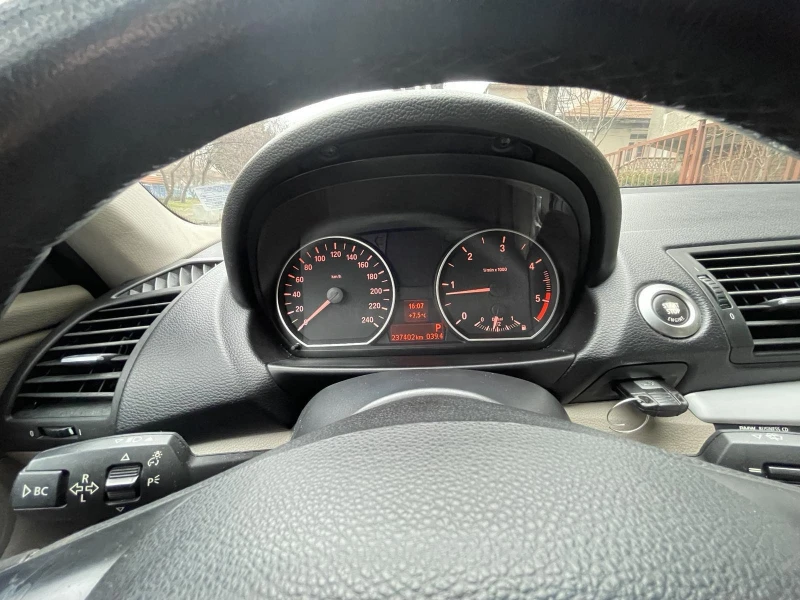 BMW 118 фейслифт, снимка 10 - Автомобили и джипове - 51039018