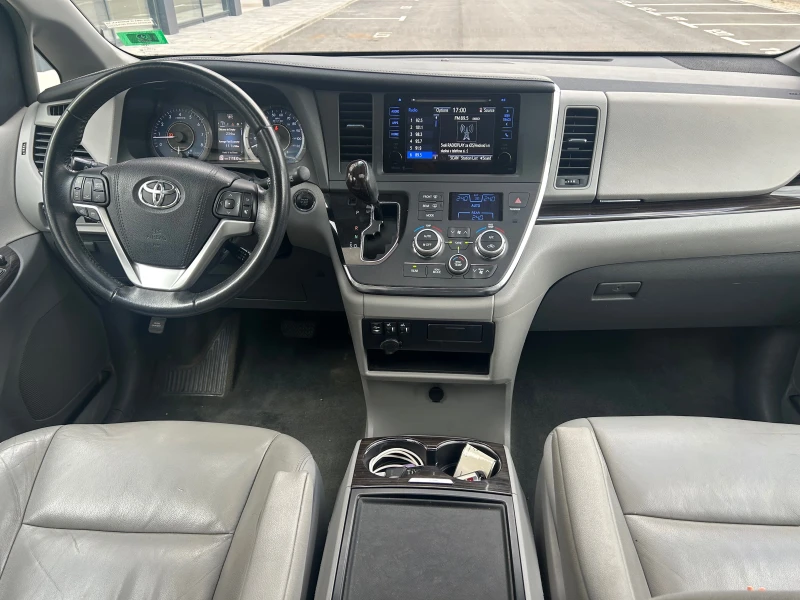 Toyota Sienna 3.5I XLE 4X4, снимка 7 - Автомобили и джипове - 52419322
